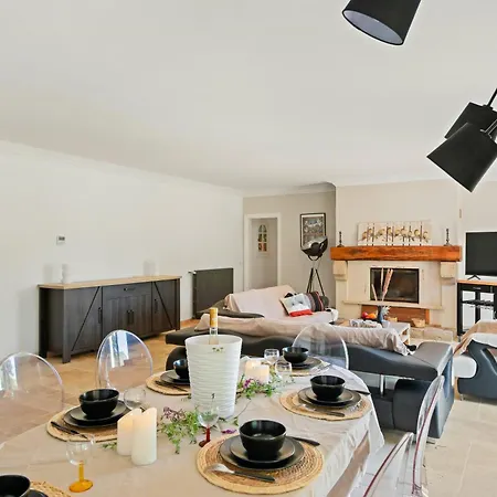 Holiday home Villa Provencale Avec Piscine A Collobrieres Conty