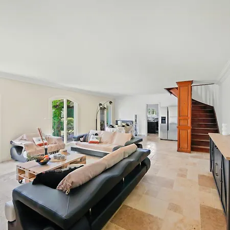 Villa Provencale Avec Piscine A Collobrieres *