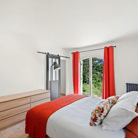 Villa Provencale Avec Piscine A Collobrieres Holiday home