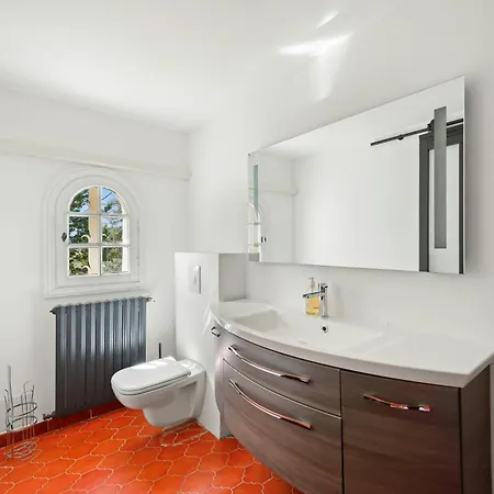 Provencal With Pool In Collobrieres *