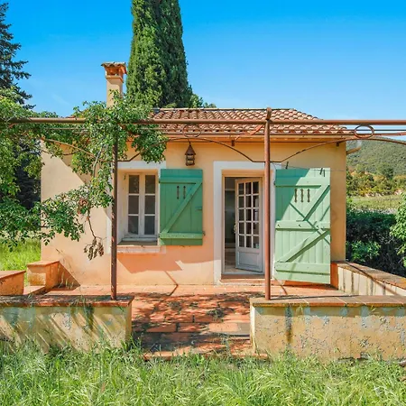 Nyaraló Provencal With Pool In Collobrieres