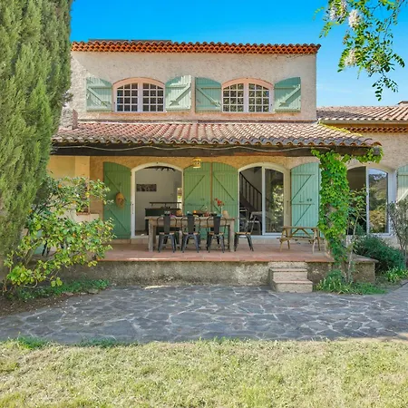 Nyaraló Provencal With Pool In Collobrieres