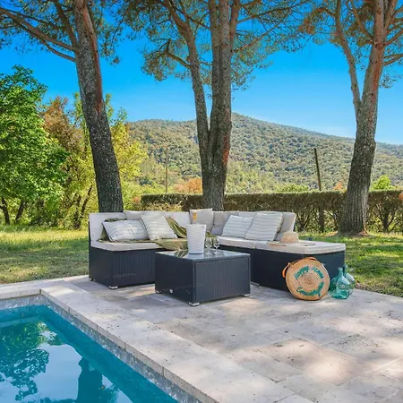 Provencal With Pool In Collobrieres Nyaraló Contre (Somme)