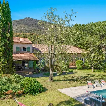 Nyaraló Provencal With Pool In Collobrieres *