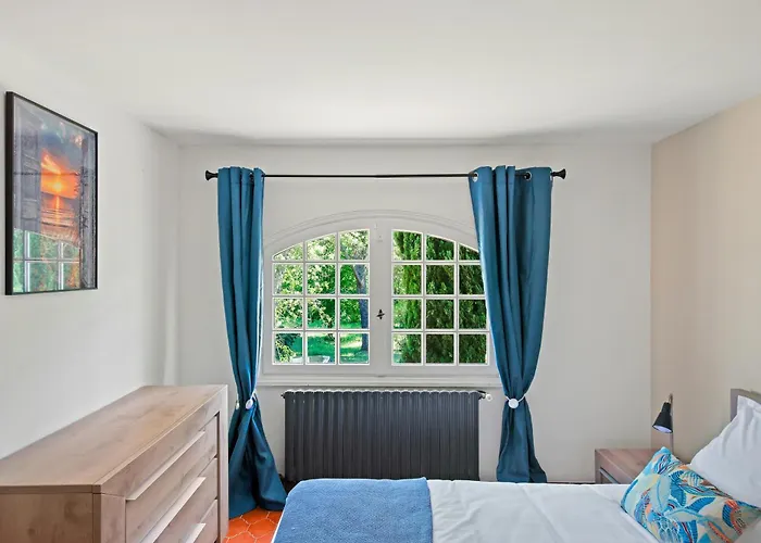 Holiday home Provencal With Pool In Collobrieres *