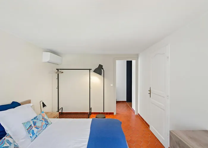 Provencal With Pool In Collobrieres