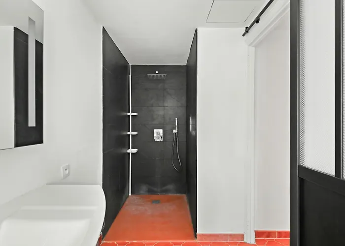 Provencal With Pool In Collobrieres Holiday home Conty