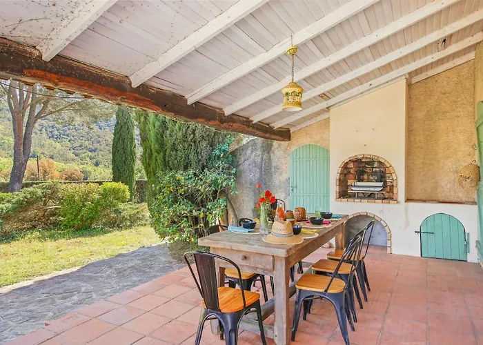 Provencal With Pool In Collobrieres Holiday home *