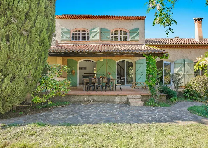 Provencal With Pool In Collobrieres Conty