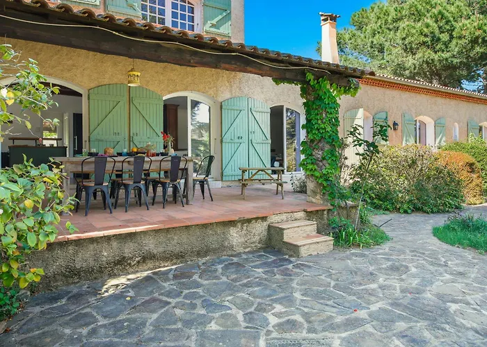 Provencal With Pool In Collobrieres Holiday home Conty